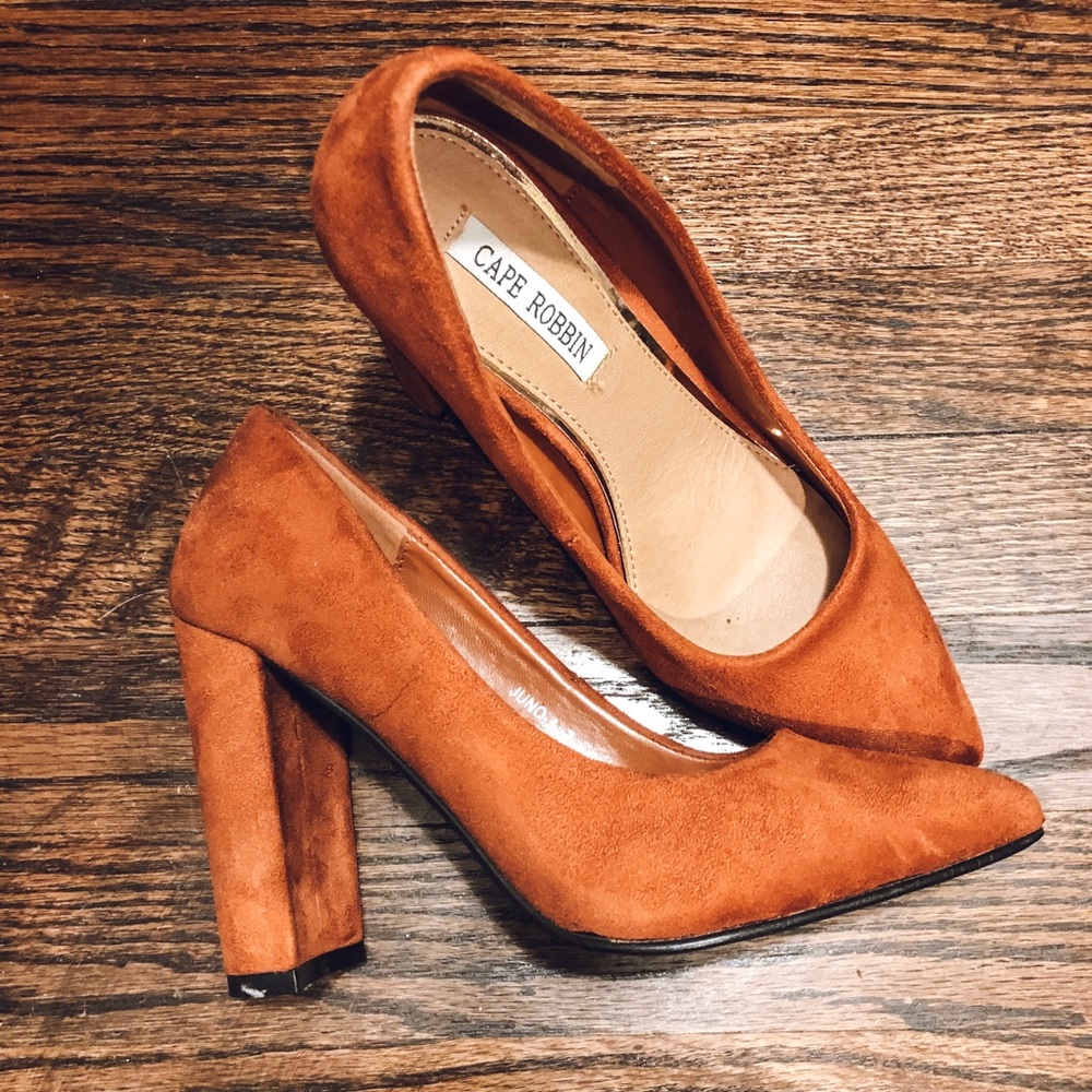 Cape Robbin Pumps